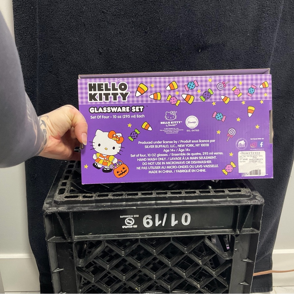 Hello Kitty Purple Glassware Set